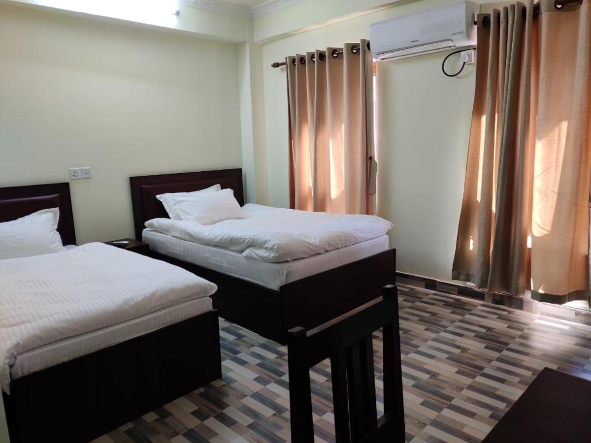Pashupati View Hotel Kathmandu Exterior photo
